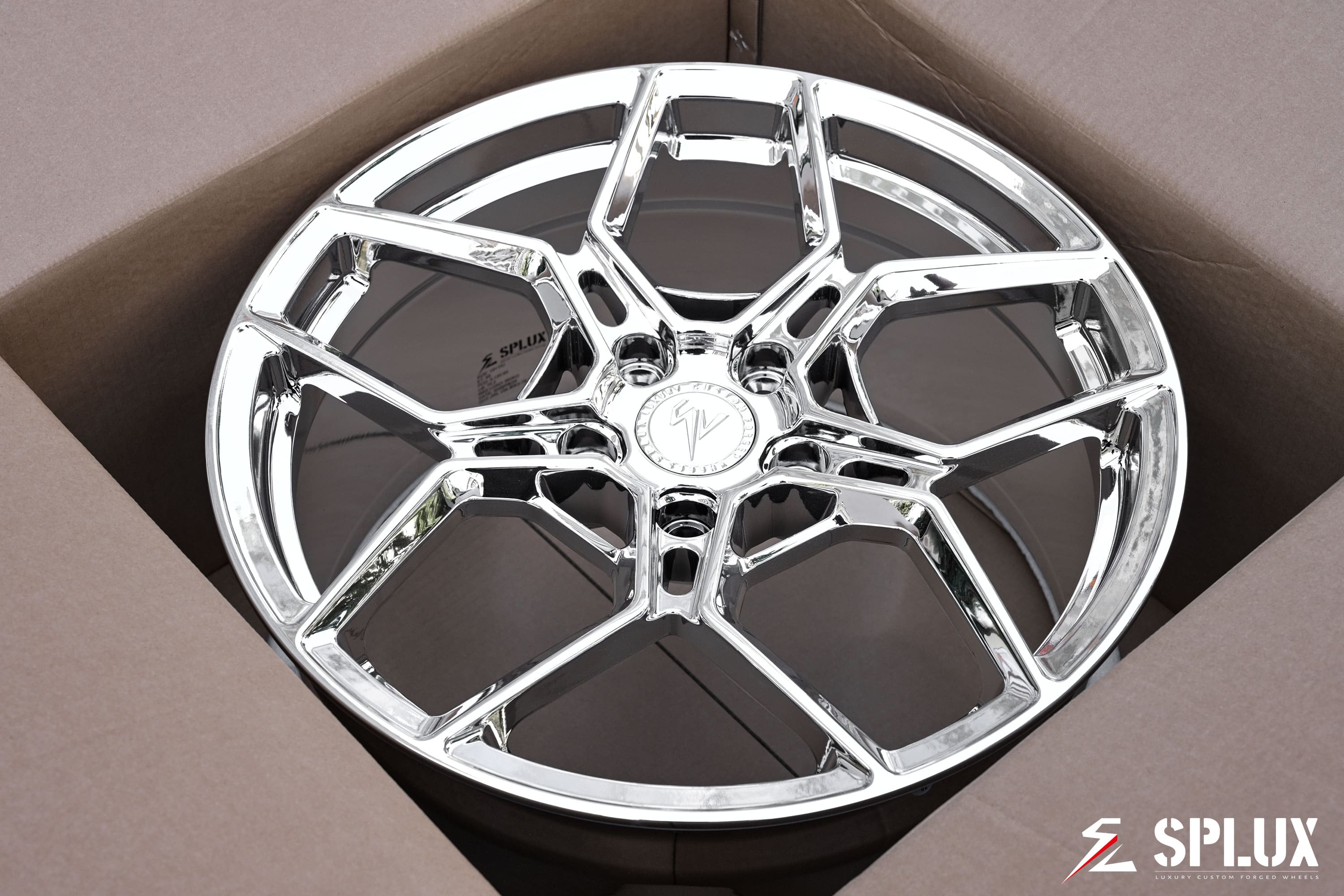 Full chrome rims for c7 corvette with the SC-18M forged wheels and a low-profile tire