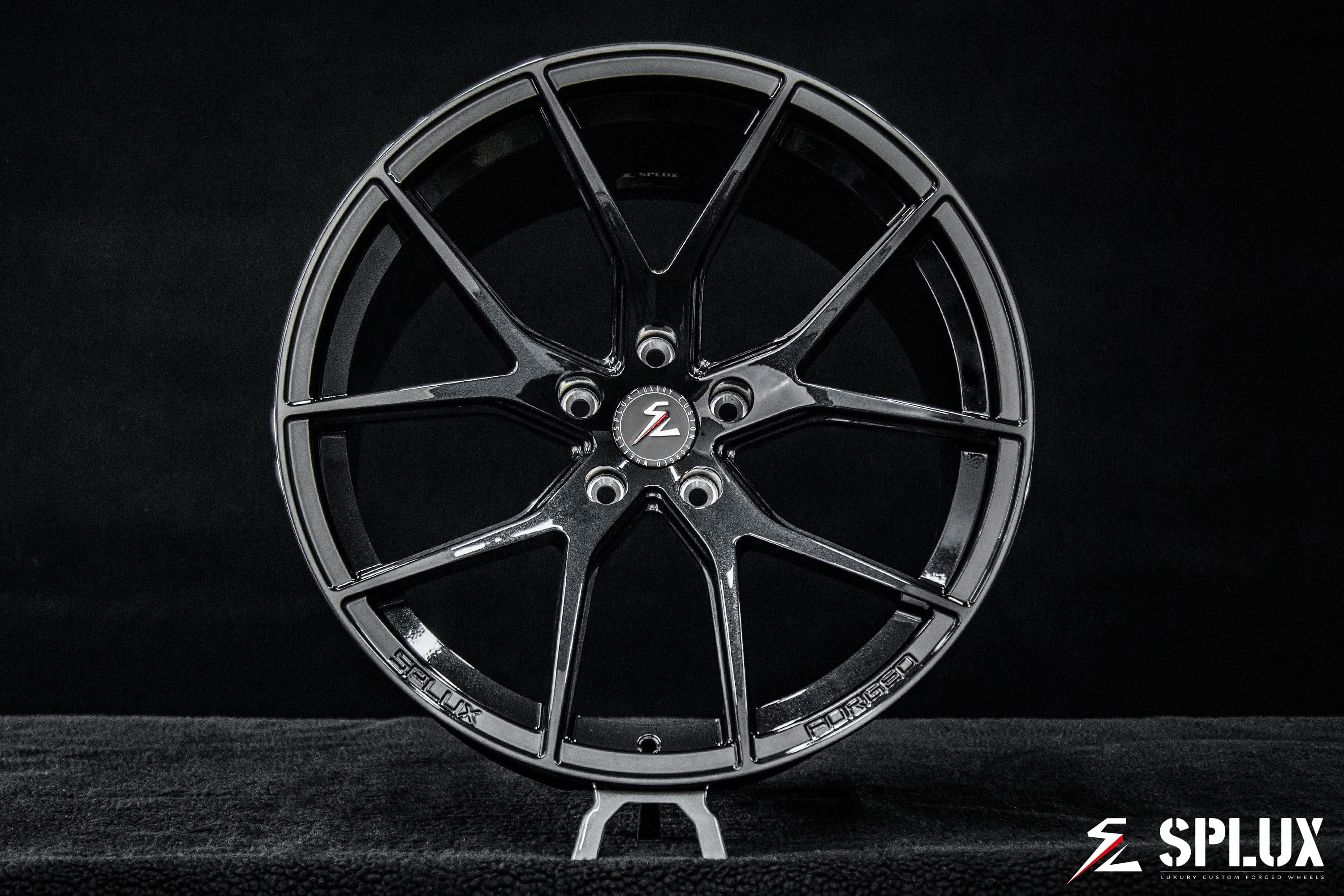 Best aftermarket wheel for C7 Grand Sport Corvette: SC-04M forged monoblock in Carbon Flash Metallic