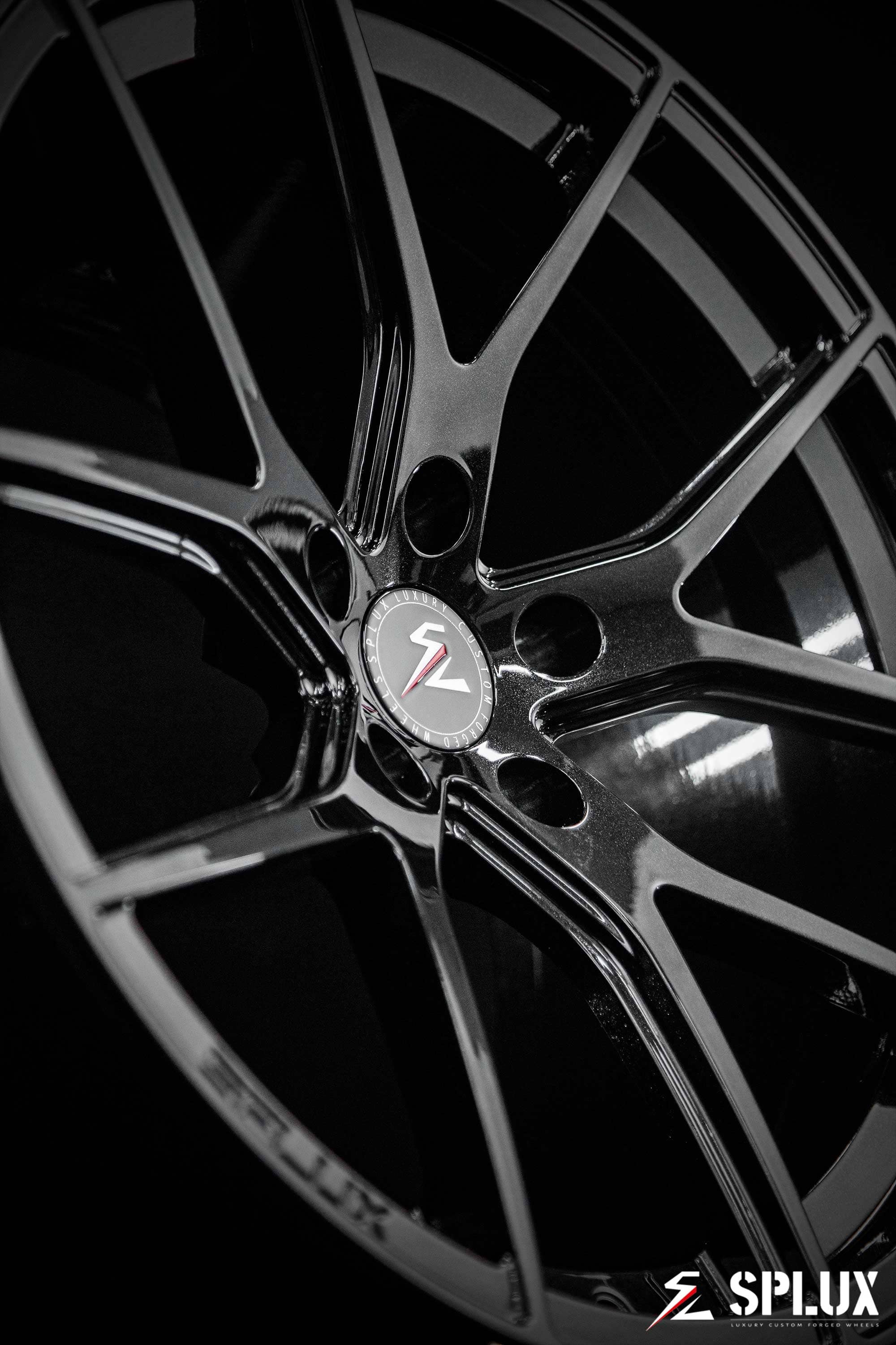 Corvette concave wheels: SC-04M forged monoblock rear wheel in Carbon Flash Metallic