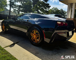 C7 Stingray rear wheel showing polished copper spokes and transparent copper barrel