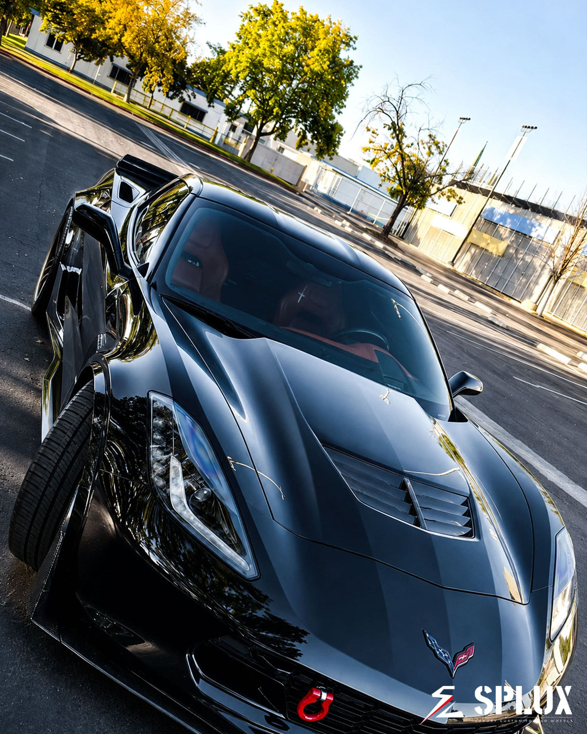 Front SD-02 wheel on the C7 Z06, with gloss dark gunmetal spokes and carbon fiber barrel