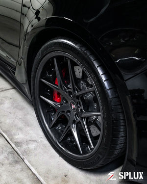Black C7 Z06 parked, featuring SD-02 forged wheels with a deep concave face