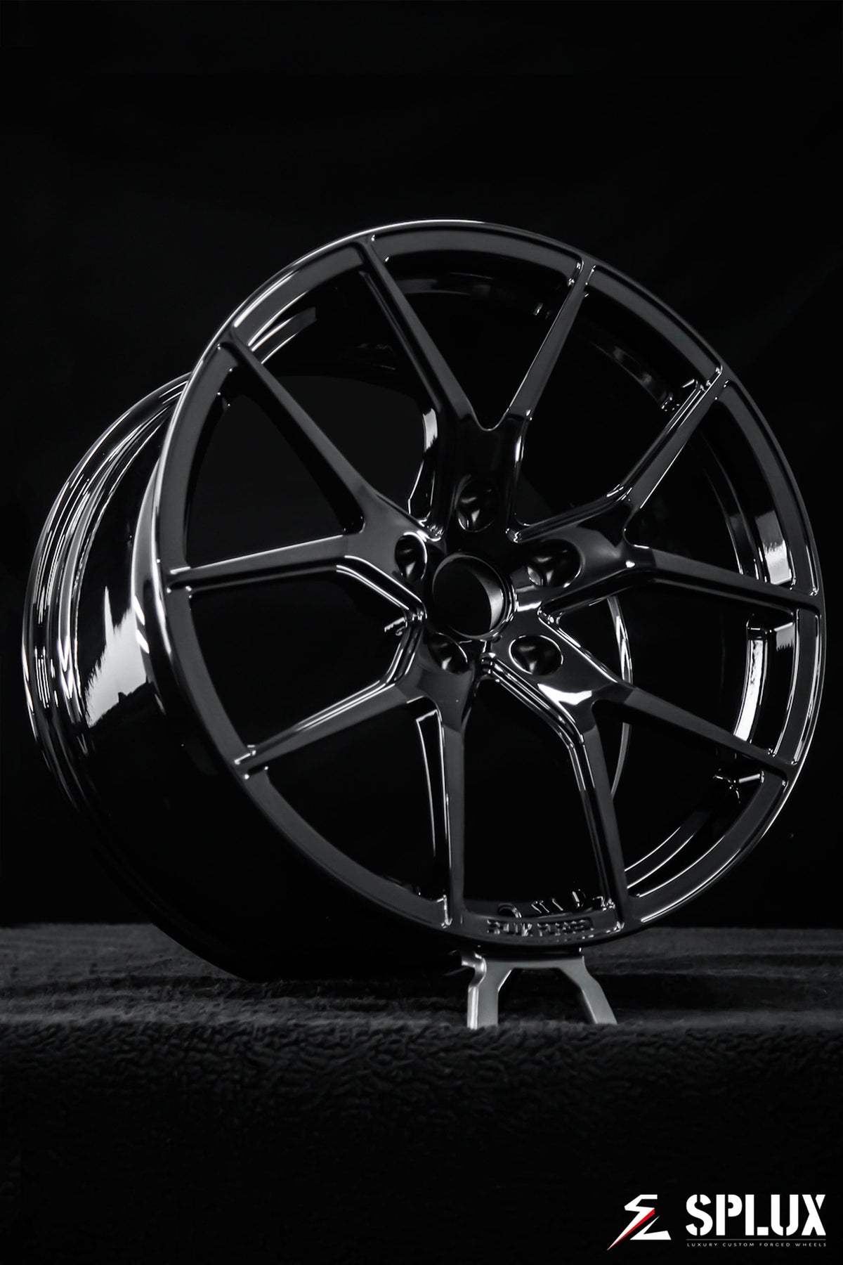 2017 corvette grand sport aftermarket wheels with SC-04M forged wheels in piano black on the rear