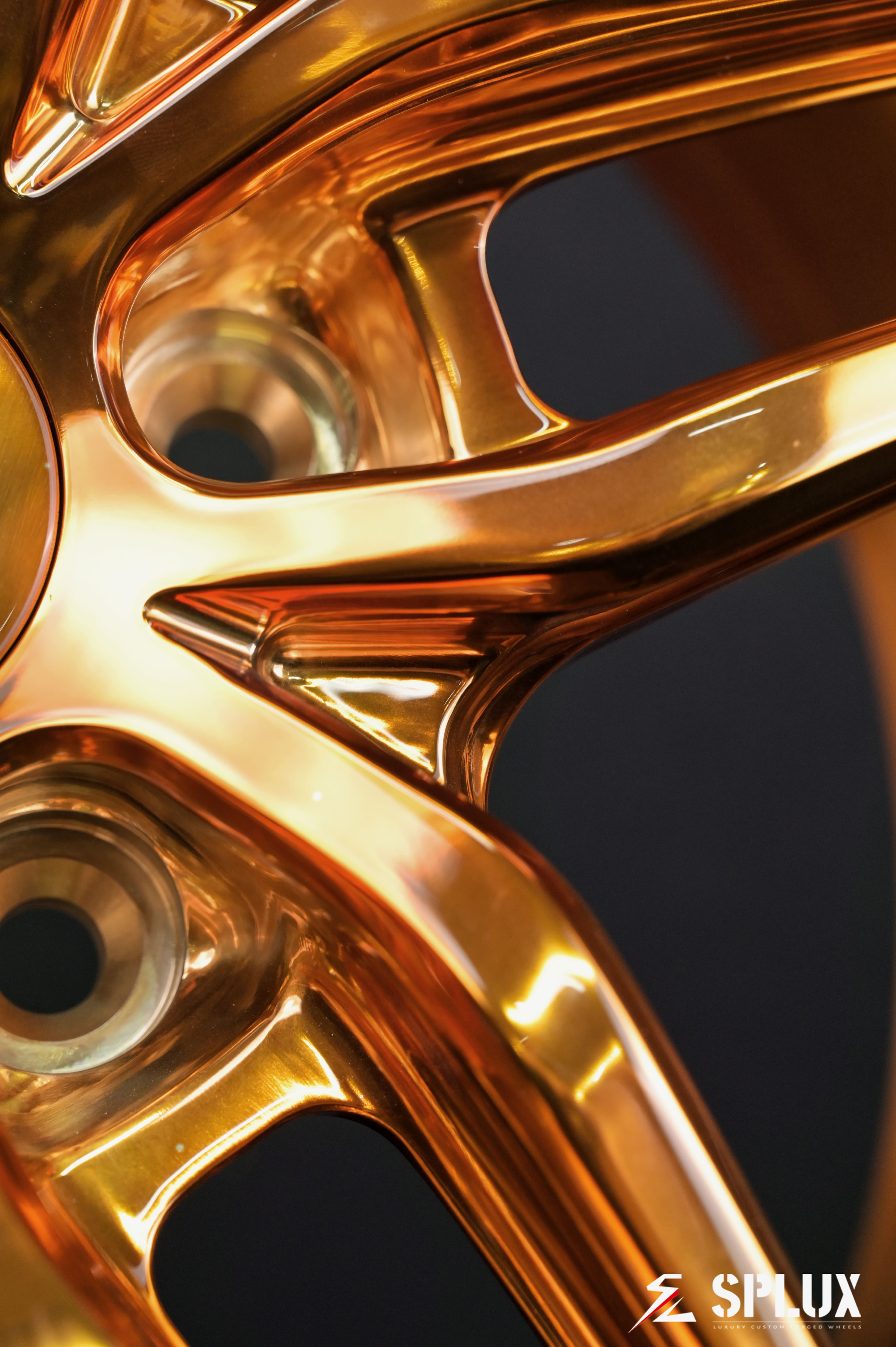 SA-01 forged wheel with polished copper spokes and piano black lip on a Corvette