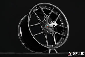 SD-02 wheel with carbon fiber barrel and dark gunmetal spokes, lightweight forged design