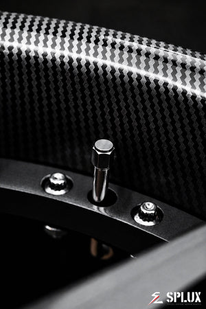 C7 Corvette with SD-02 wheels, front wheel detail with carbon fiber barrel
