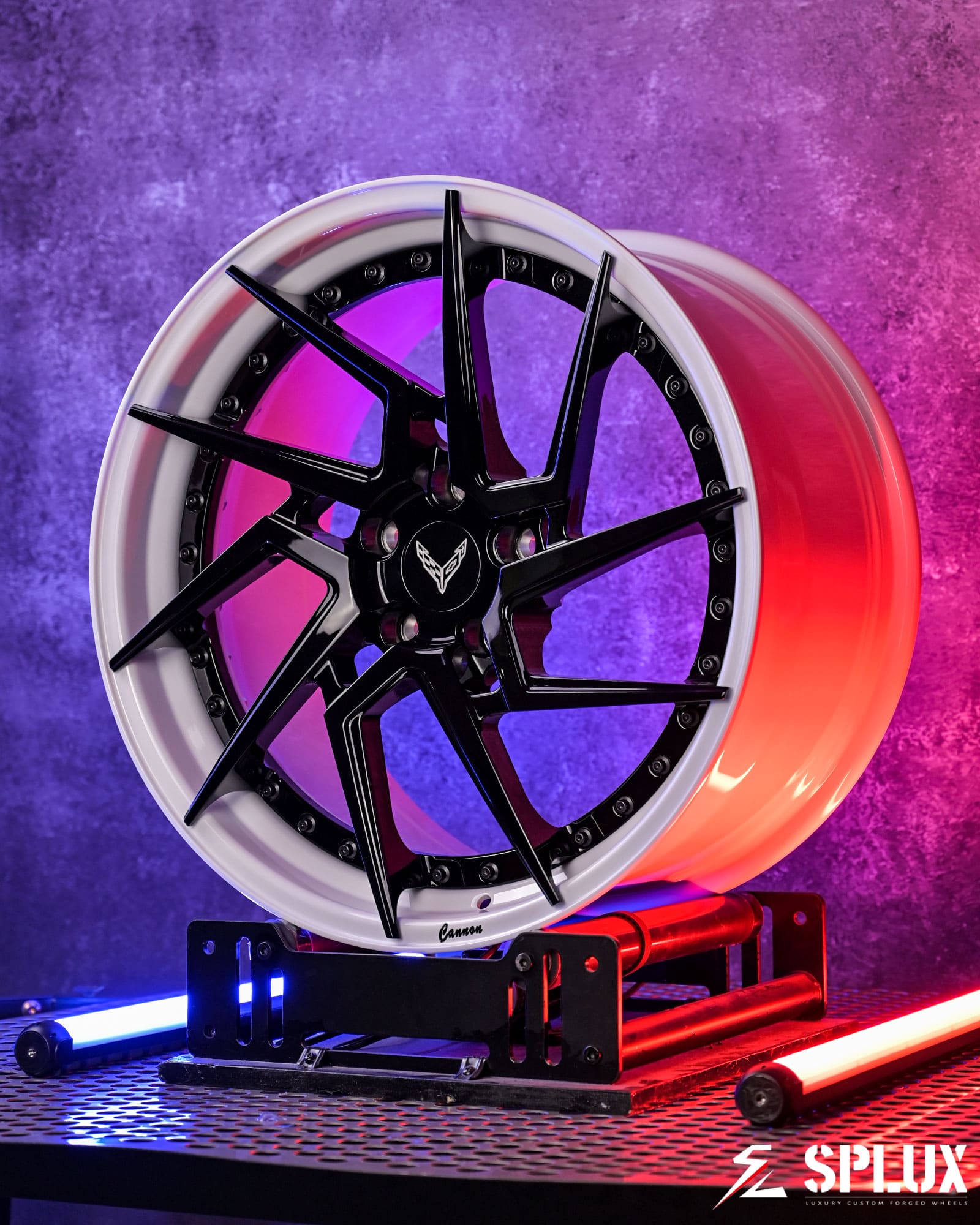 SA-03 forged 2-piece wheels ultra close up on the perimeter hardware bolts and 5x120 forged wheels lug seat
