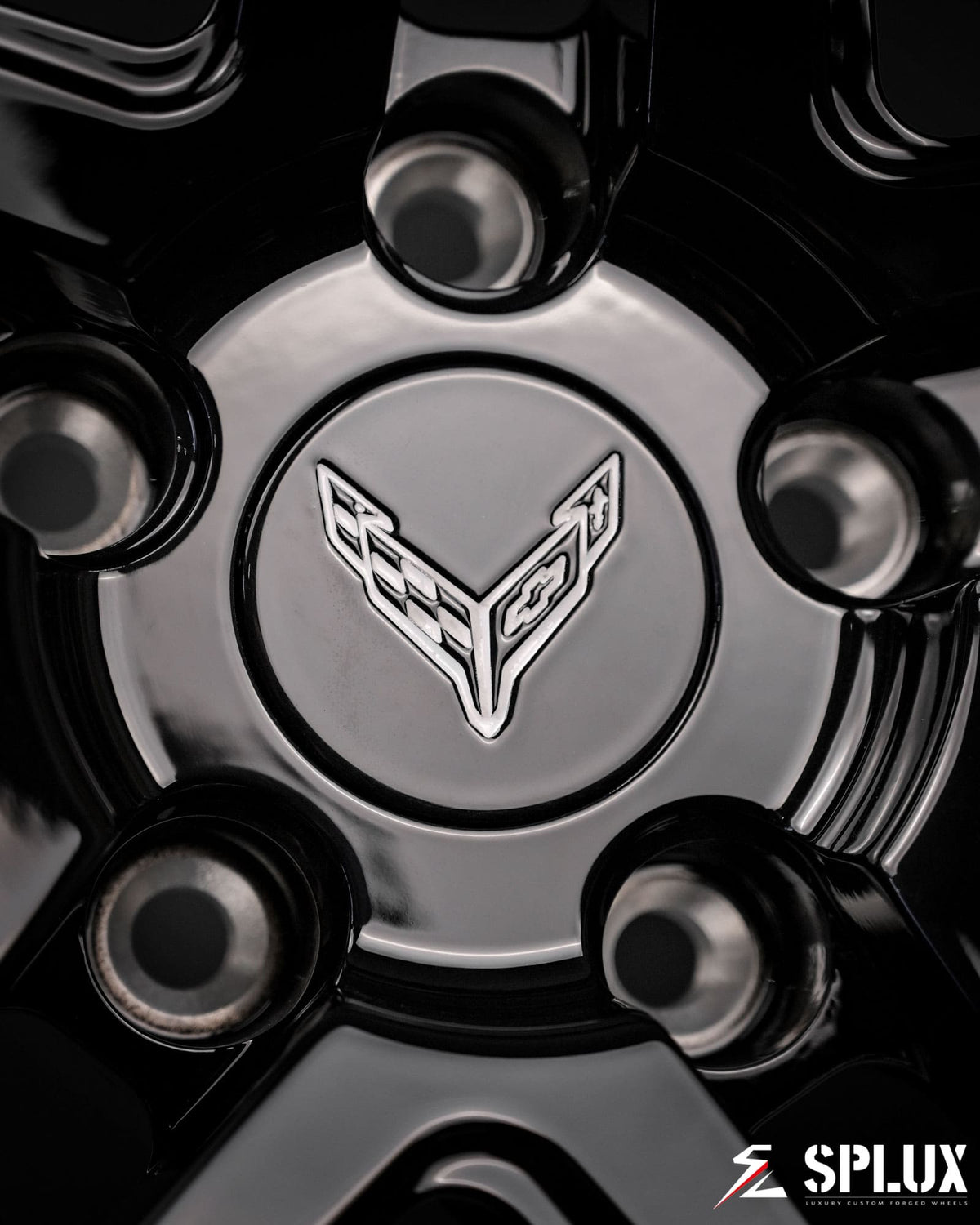SA-03 directional wheels showing custom engraved wheels face symmetry directly facing the camera