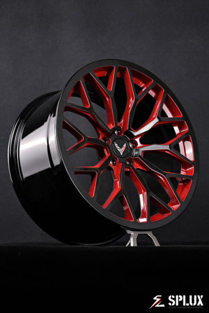 Rear 21-inch SC-14M forged wheel showing concave structure and piano black finish with red accents
