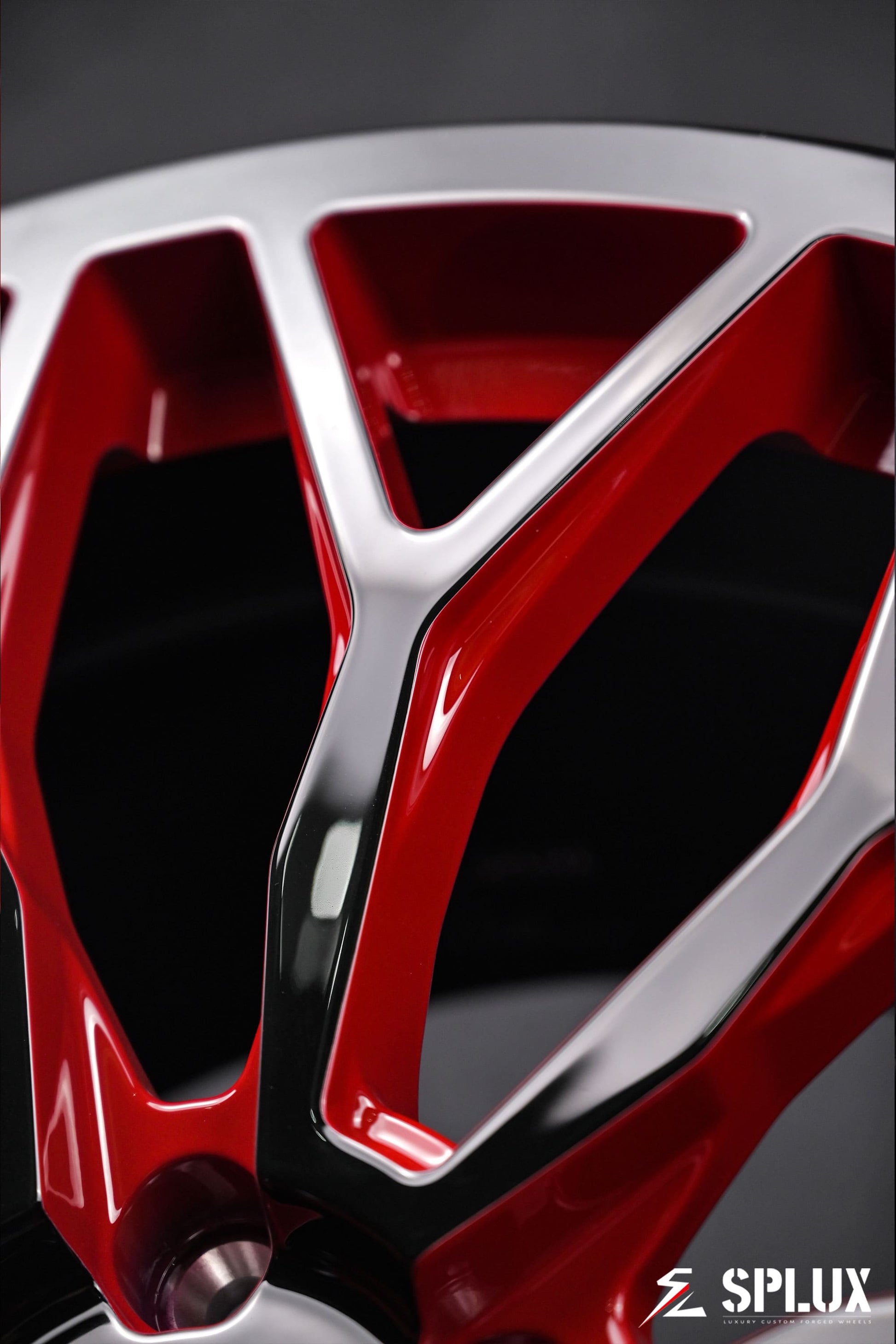 SC-14M forged 1-piece wheel with concave face and piano black finish, red accent on the Corvette C8
