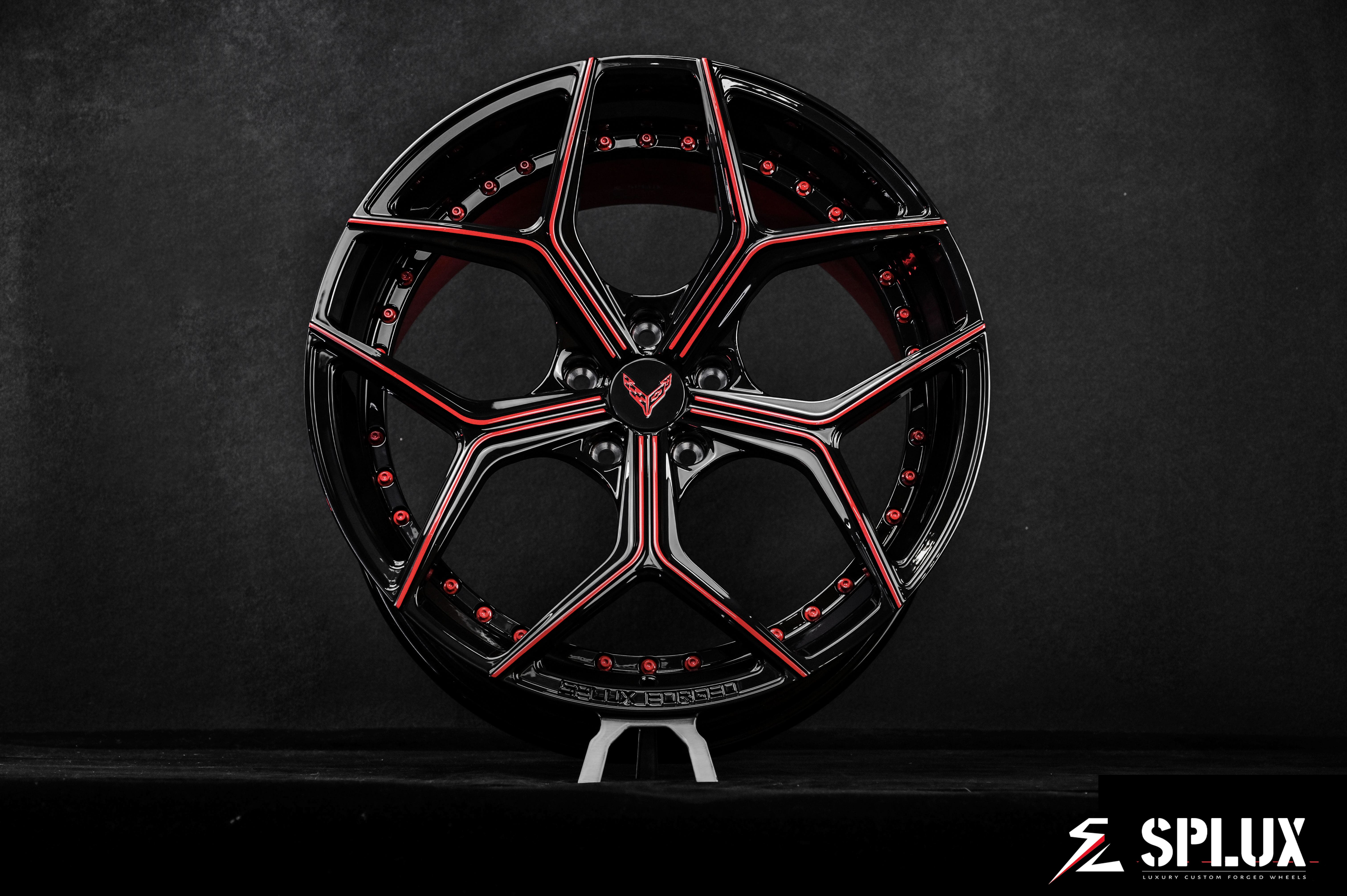 C8 Corvette with aftermarket wheels, SL-C04 forged 2-piece in black and red