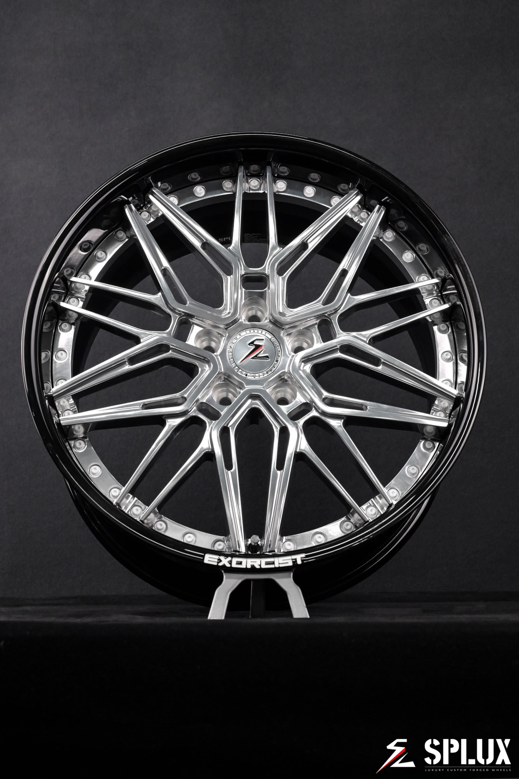 Chevy Camaro ZL1 wheels with a piano black rear barrel