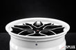 C8 Corvette white with black rims: SC-02 forged 2-piece concave wheels