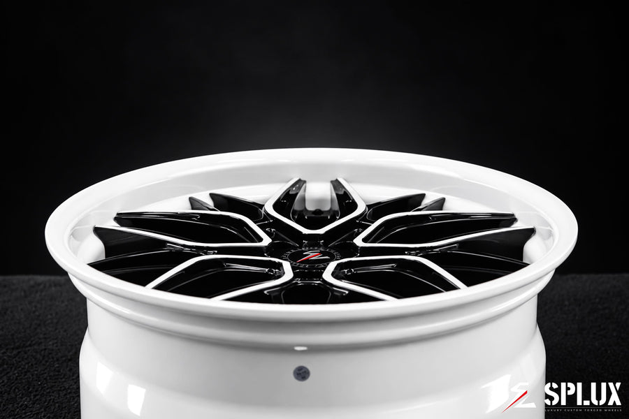 C8 Corvette white with black rims: SC-02 forged 2-piece concave wheels
