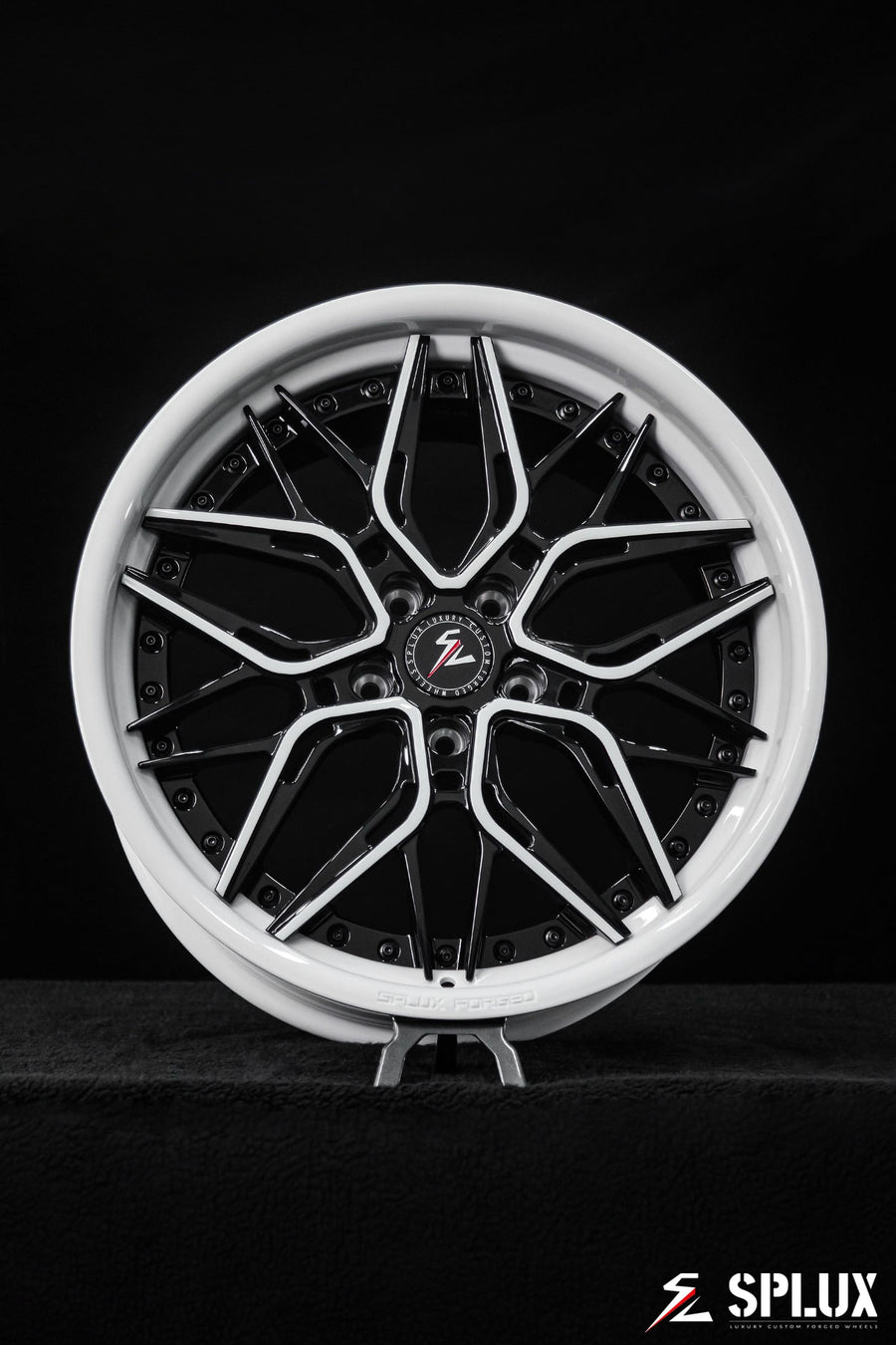 White Corvette wheels with ivory white outer barrel and lip
