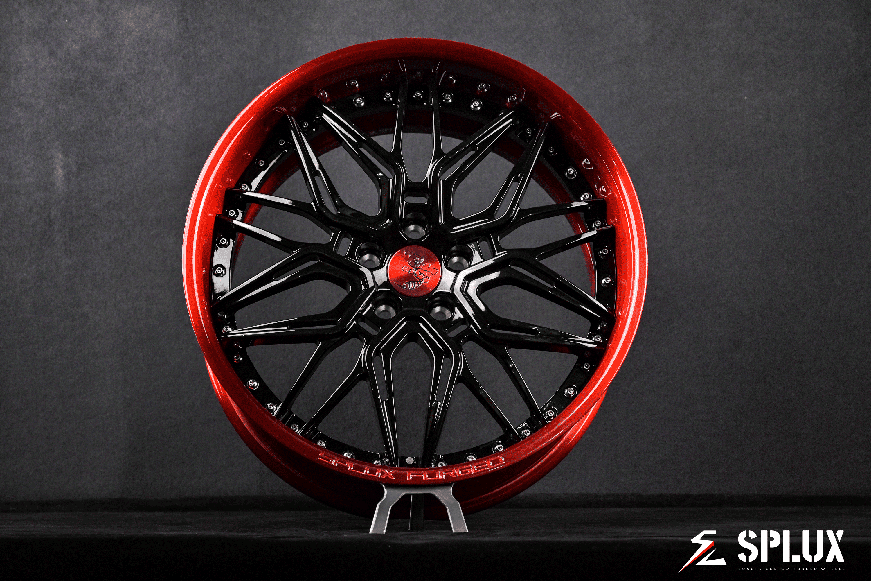 dodge challenger custom wheels rear three-quarter stance on R/T Scatpack