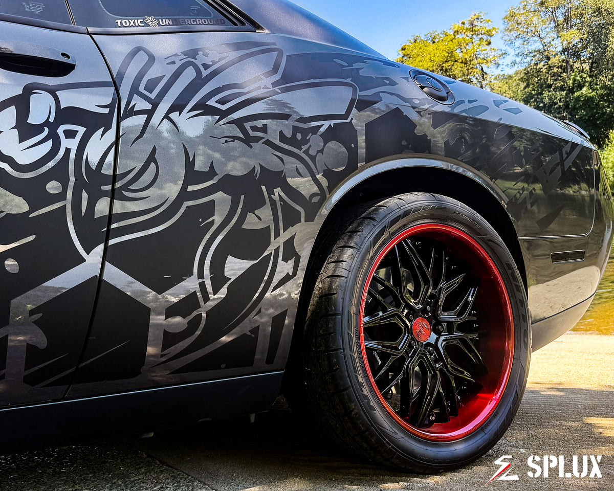 2023 Dodge Challenger R/T Scatpack on SD-01 forged 2-piece wheels