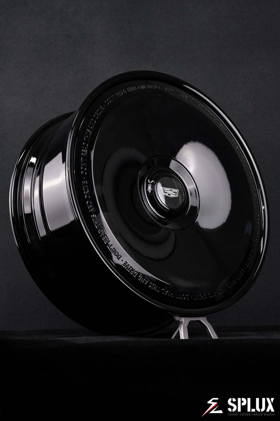 24 inch Cadillac Escalade rims with a piano black finish on the SG-03 forged 2-piece wheels