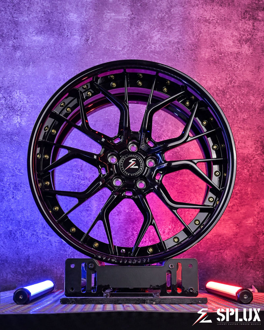 SD-16 C8 Corvette Z06 wheels piano black spoke surface macro texture inspection