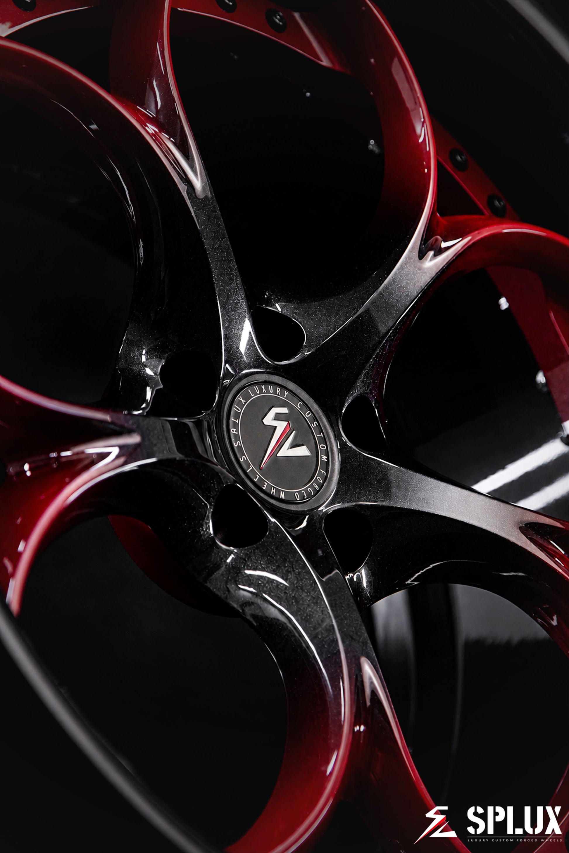 Rear 21-inch SD-03 forged wheel with deep dish and carbon flash lip