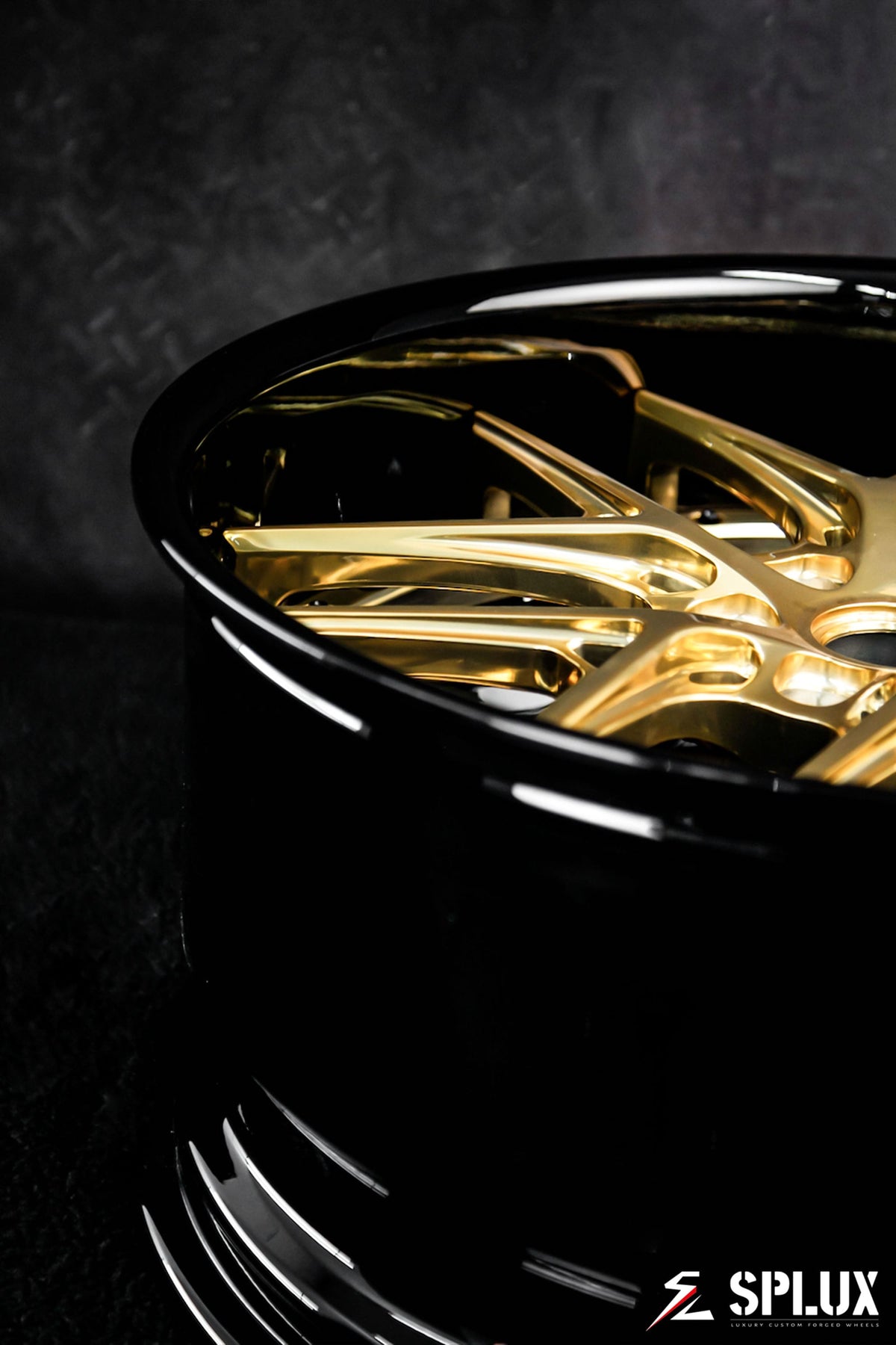 Staggered 22-inch SD-02 wheel set for the Shelby Super Snake