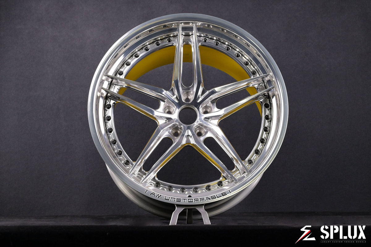 C8 Z06 wheel with polished spokes and gloss yellow inner barrel detail