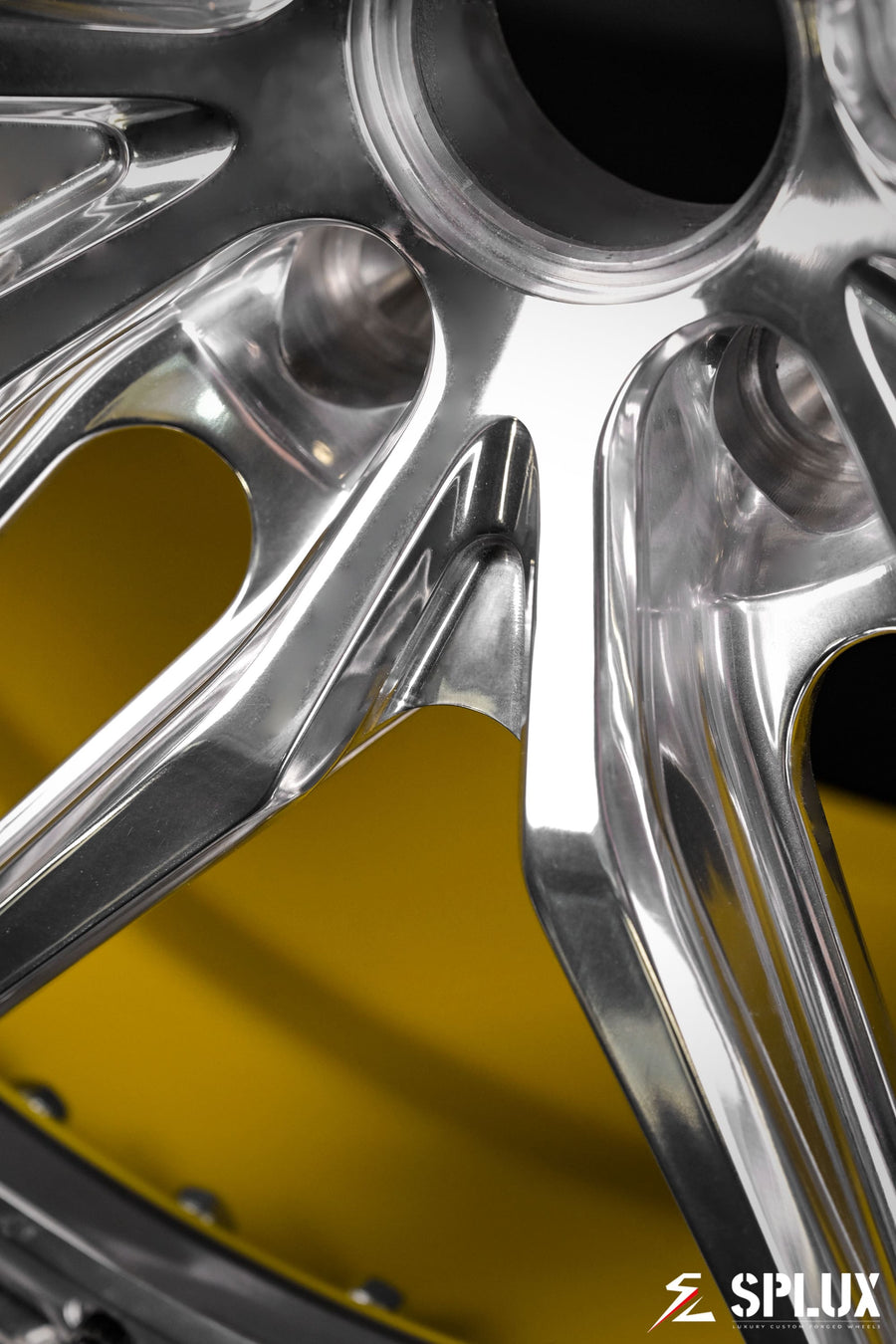 Polished SA-01 forged wheel with gloss yellow inner barrel for the Z06
