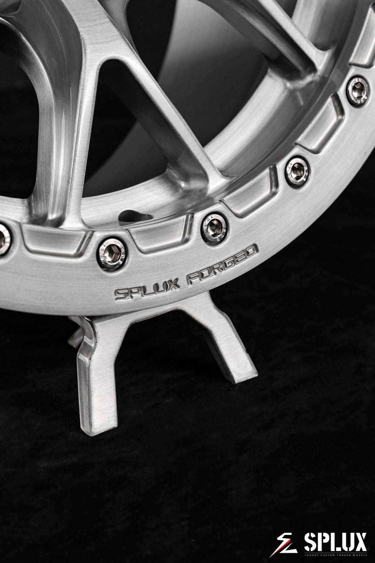 ST-03B beadlock wheel built for off-road Ford trucks