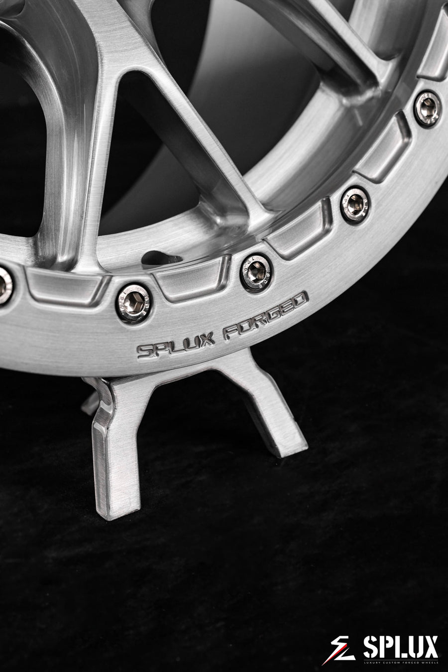ST-03B beadlock wheel built for off-road Ford trucks