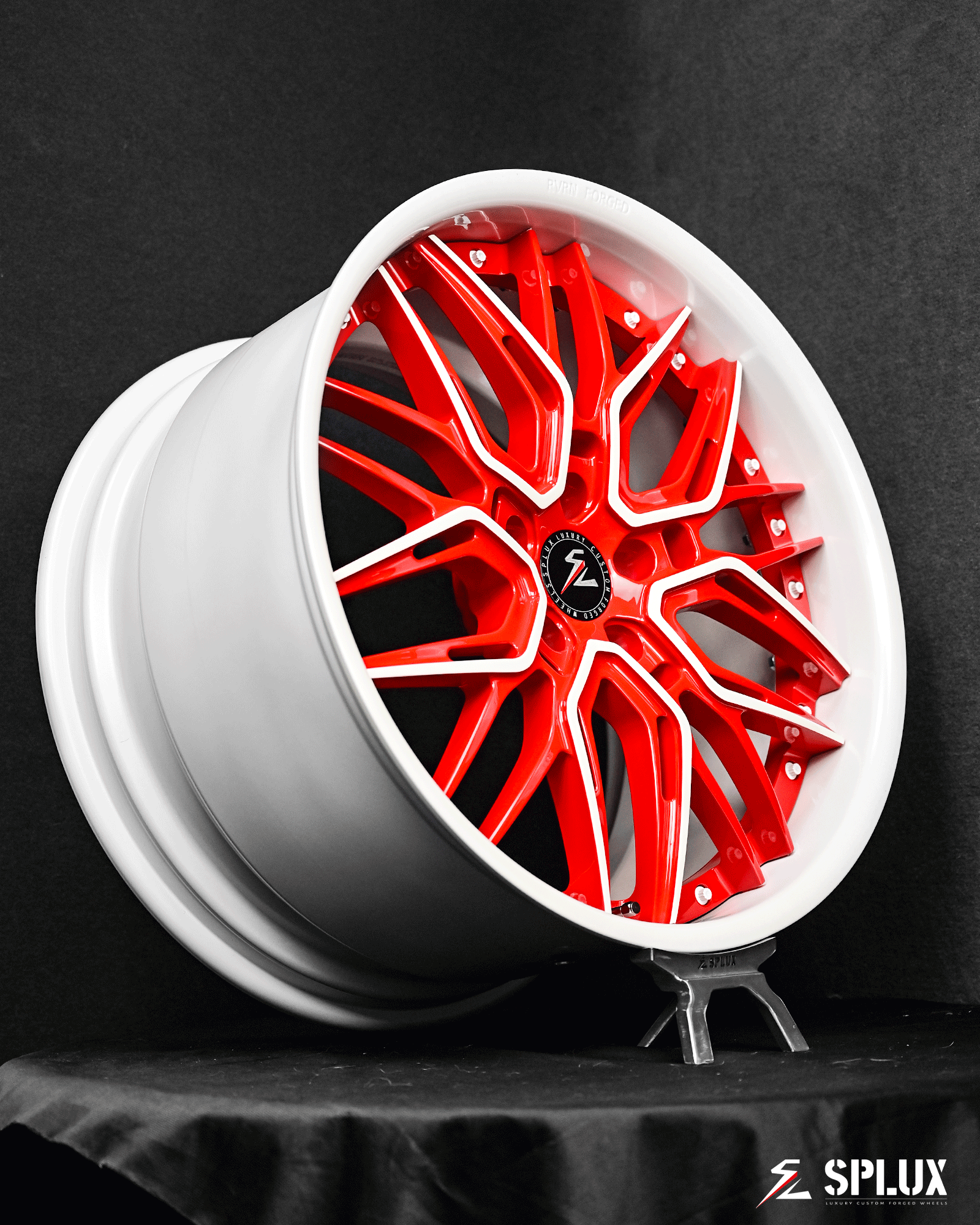 Splux SD-01 deep dish C8 Corvette wheels deliver an aggressive look. Custom aftermarket wheels for c8 corvette in 20inch.