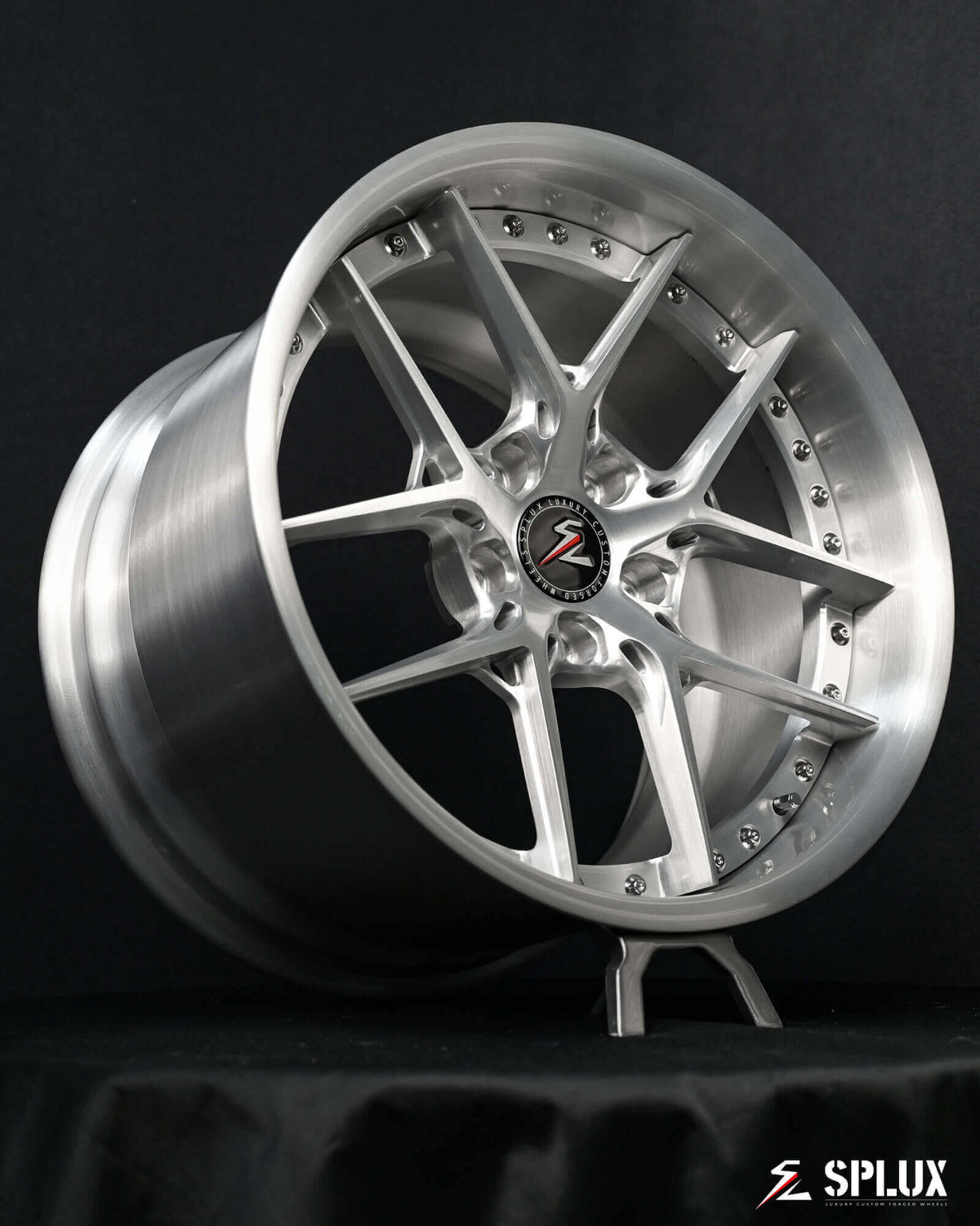 c4 custom corvette zr1 rims with deep dish design. Perfect for 1994 ZR1, featuring a sleek deep dish design for a bold look.