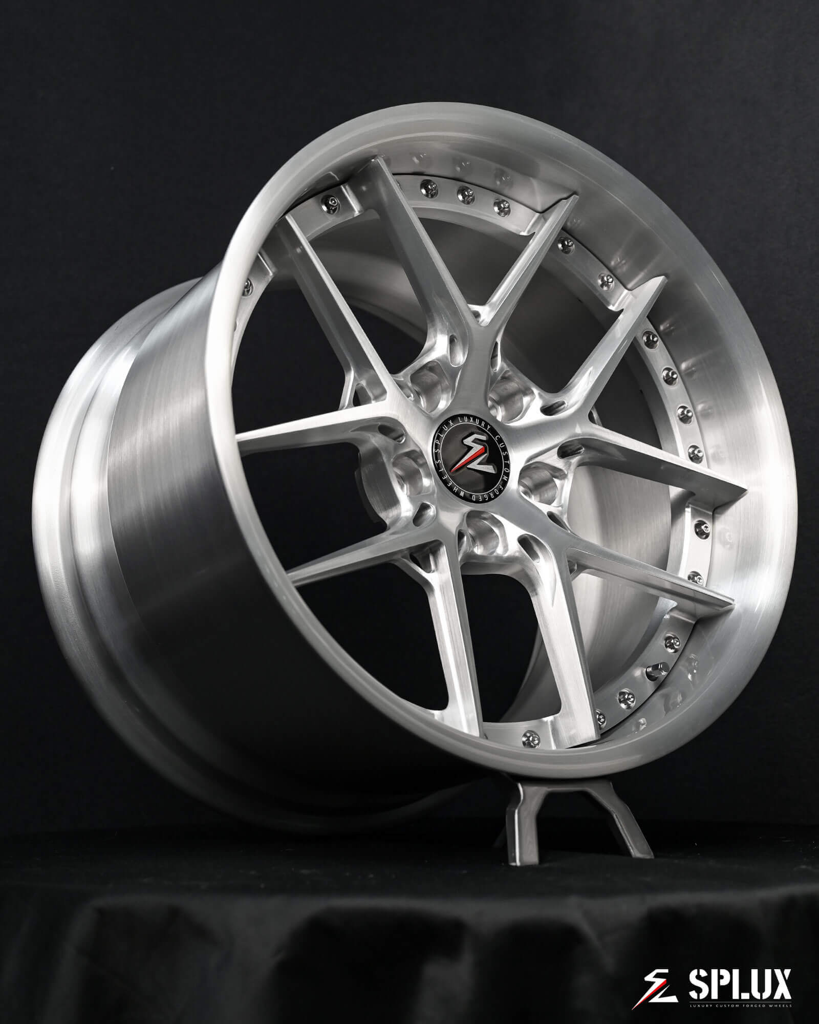 Upgrade your C4 Corvette with Splux SD-02 custom wheels. Perfect for 1994 ZR1, featuring a sleek deep dish design for a bold look.
